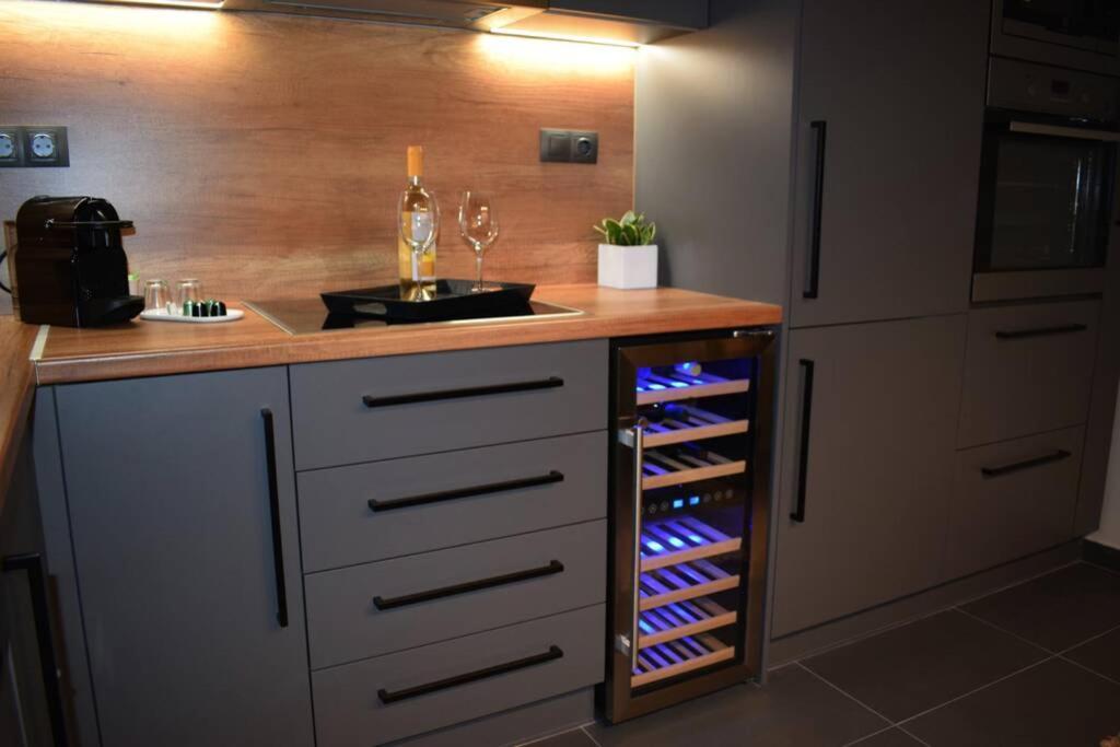 Ockto Luxurious Business Travel Apartment Афіни Екстер'єр фото